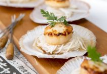 Grilled Scallops with Daikon and Cold Noodle Sauce